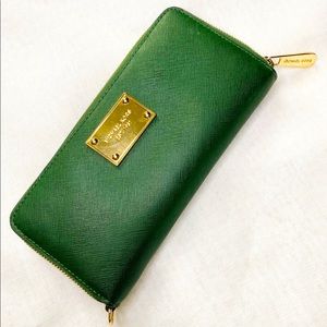 Michael Kors wallet